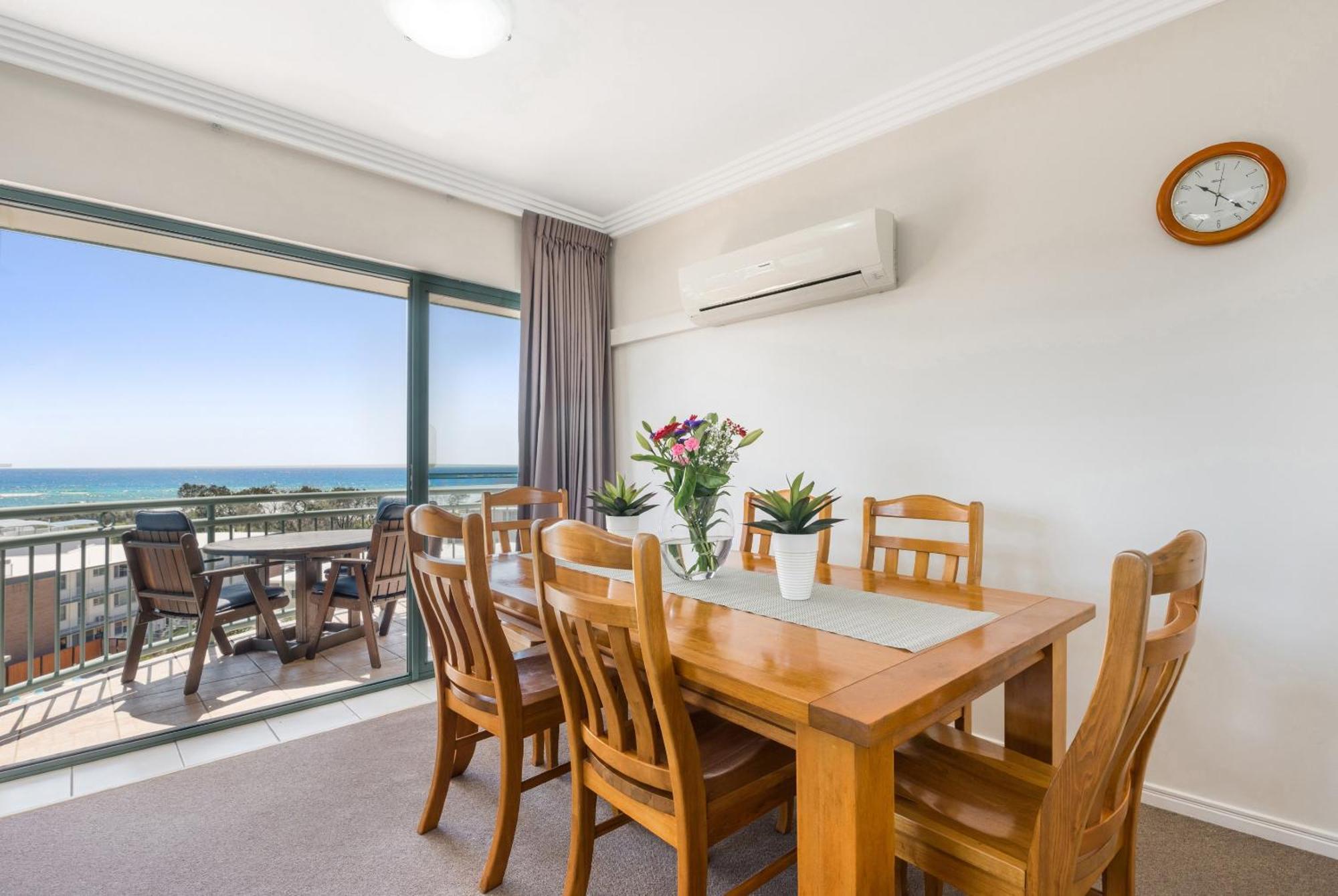 Sunshine Towers Boutique Apartments Maroochydore Exterior photo