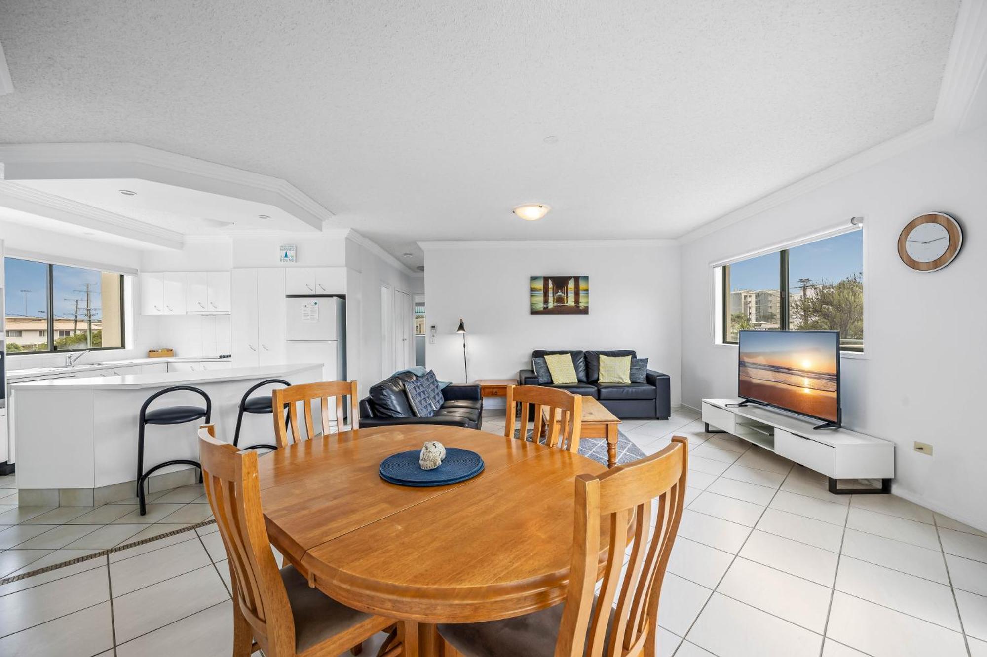 Sunshine Towers Boutique Apartments Maroochydore Exterior photo